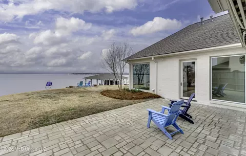 Exterior - 1418 Windrose Dr, Brandon, MS 39047 photo 8 of 14