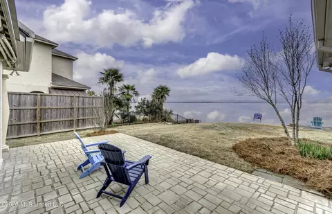Exterior - 1418 Windrose Dr, Brandon, MS 39047 photo 10 of 14