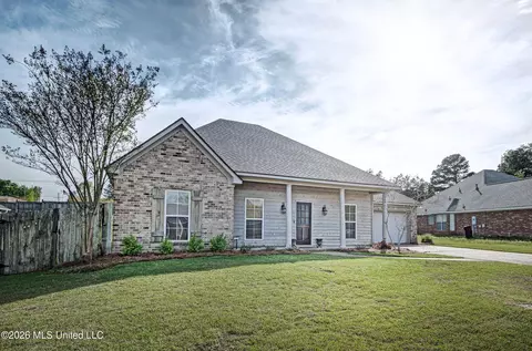Exterior - 151 Stratford Dr, Madison, MS 39110 photo 4 of 8