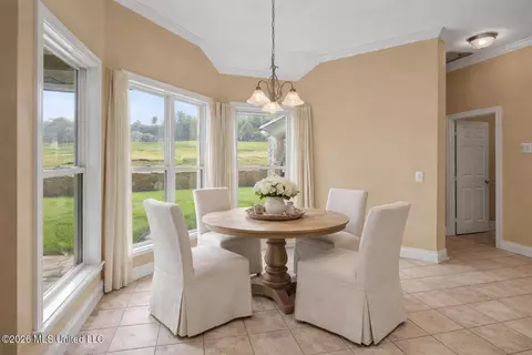 Dining - 151 Stratford Dr, Madison, MS 39110 photo 1 of 1