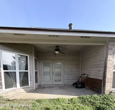 Exterior - 151 Stratford Dr, Madison, MS 39110 photo 7 of 8
