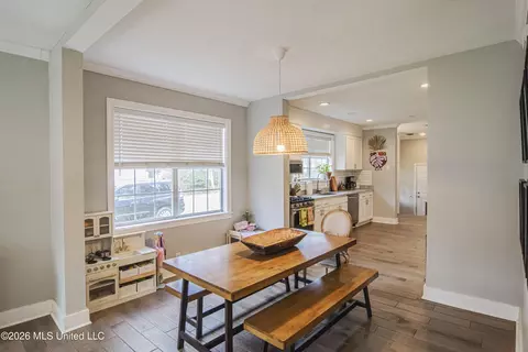 Dining - 1704 Laurel St, Jackson, MS 39202 photo 1 of 3