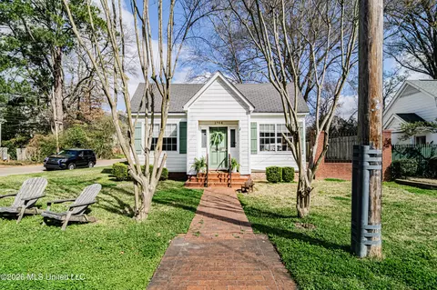 Exterior - 1704 Laurel St, Jackson, MS 39202 photo 2 of 9