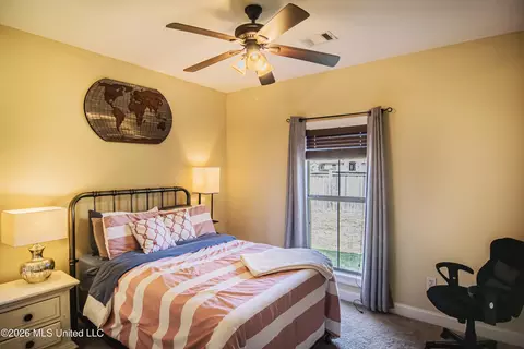 Bedroom - 146 Tradition Pkwy, Flowood, MS 39232 photo 4 of 5