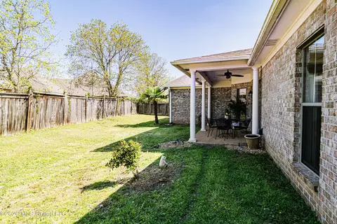 Exterior - 146 Tradition Pkwy, Flowood, MS 39232 photo 3 of 4