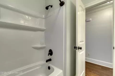 Bath - 105 Cascable Dr, Canton, MS 39046 photo 1 of 7