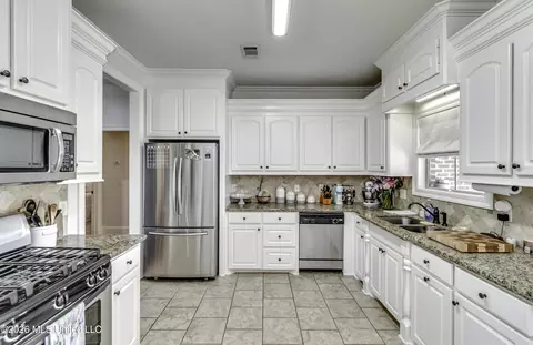 Kitchen - 105 Cascable Dr, Canton, MS 39046 photo 3 of 4