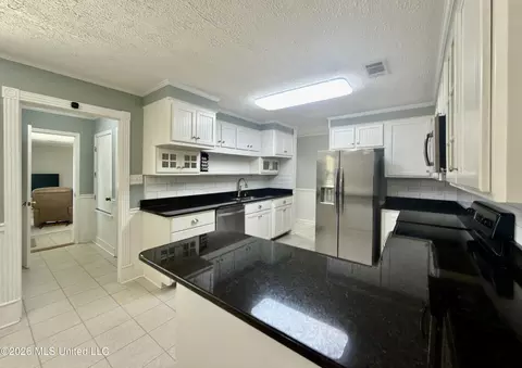406 Wayne St, Clinton, MS 39056 photo 11
