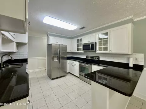 406 Wayne St, Clinton, MS 39056 photo 12