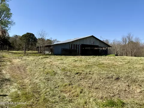 Neal Road, Forest, MS 39074