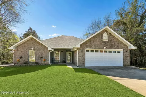 6846 Hilo St, Diamondhead, MS 39525