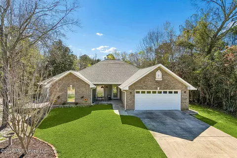 Exterior - 6846 Hilo St, Diamondhead, MS 39525 photo 2 of 7
