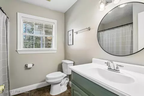 Bath - 6846 Hilo St, Diamondhead, MS 39525 photo 2 of 3