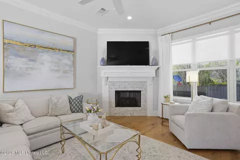 Living - 113 Dixon Run, Madison, MS 39110 photo 1 of 1