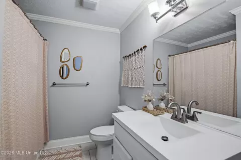 Bath - 2317 E Northside Dr, Jackson, MS 39201 photo 1 of 3