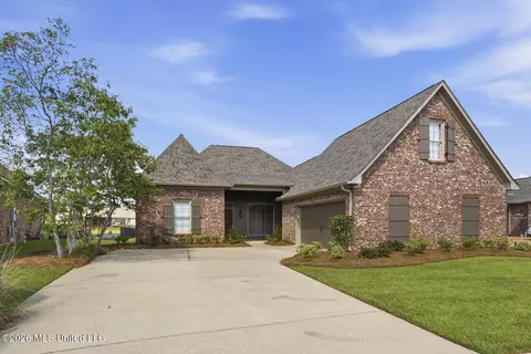 108 Martinique Dr, Madison, MS 39110