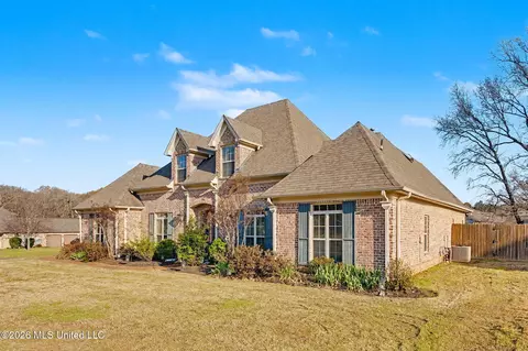 2964 Vanguard Dr, Hernando, MS 38632