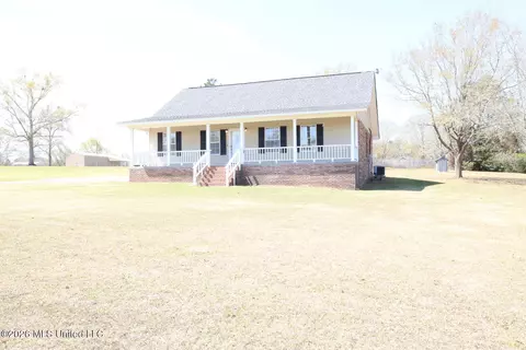 26301 Brooklyn Ln, Lucedale, MS 39452