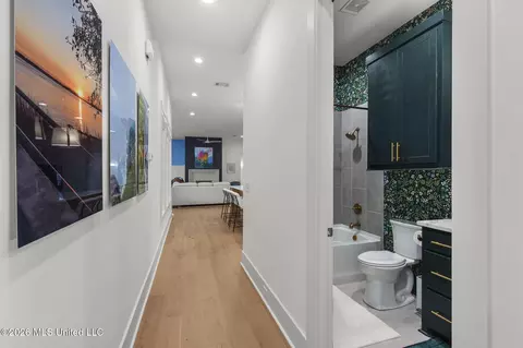 Entry Way - 106 Water St, Madison, MS 39110 photo 2 of 4