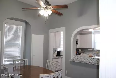 Dining - 1956 Callender Rd, Brookhaven, MS 39601 photo 2 of 3