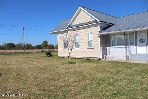 Exterior - 1956 Callender Rd, Brookhaven, MS 39601 photo 2 of 2
