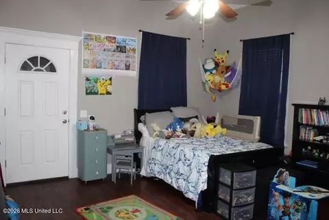 Bedroom - 1956 Callender Rd, Brookhaven, MS 39601 photo 1 of 5