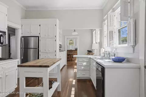 Kitchen - 1835 Lyncrest Ave, Jackson, MS 39202 photo 7 of 7