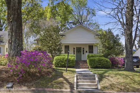1835 Lyncrest Ave, Jackson, MS 39202