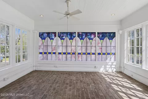 Other - 1622 Poplar Blvd, Jackson, MS 39202 photo 2 of 9