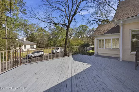 Exterior - 1622 Poplar Blvd, Jackson, MS 39202 photo 6 of 6