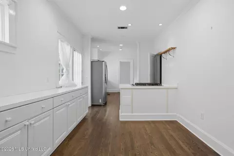 Entry Way - 1622 Poplar Blvd, Jackson, MS 39202 photo 3 of 3