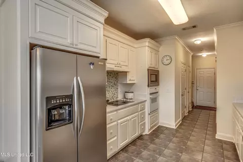 Entry Way - 714 Danforth Dr, Madison, MS 39110 photo 4 of 6