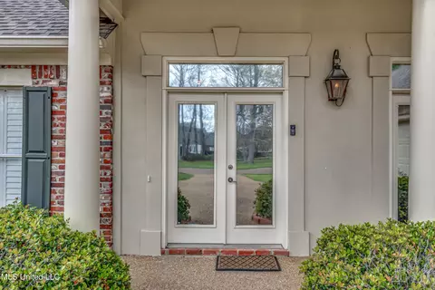 Entry Way - 714 Danforth Dr, Madison, MS 39110 photo 6 of 6