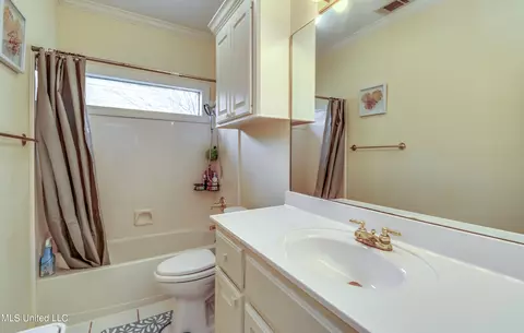 Bath - 714 Danforth Dr, Madison, MS 39110 photo 5 of 5