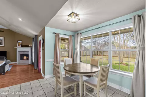 Dining - 343 Avalon Way, Brandon, MS 39047 photo 3 of 3