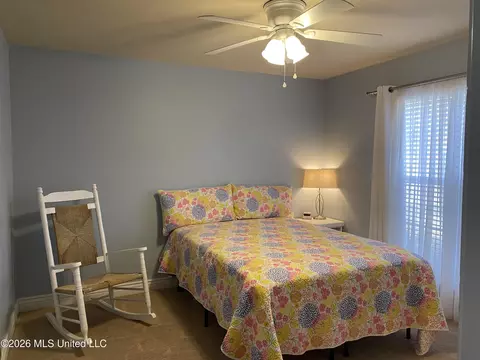 Bedroom - 343 Avalon Way, Brandon, MS 39047 photo 3 of 3