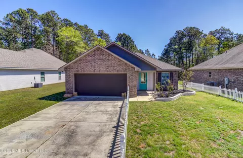 11491 Caroline Ct, Gulfport, MS 39503