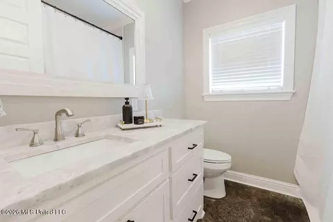 Bath - 500 Wales Way, Flowood, MS 39232 photo 3 of 4