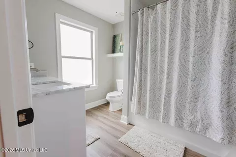 Bath - 500 Wales Way, Flowood, MS 39232 photo 4 of 4