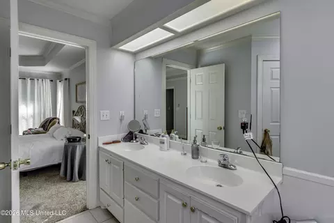 Bath - 371 Avalon Way, Brandon, MS 39047 photo 3 of 7