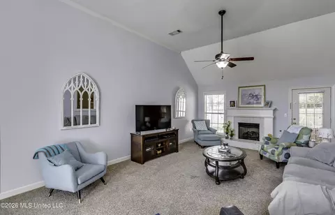 Living - 371 Avalon Way, Brandon, MS 39047 photo 2 of 2