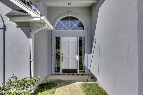 Entry Way - 371 Avalon Way, Brandon, MS 39047 photo 2 of 2