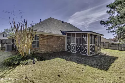 Exterior - 371 Avalon Way, Brandon, MS 39047 photo 7 of 8