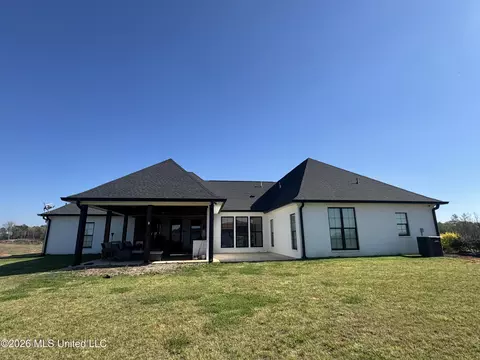 Exterior - 329 Gilmers Chapel Rd, Conehatta, MS 39057 photo 4 of 7