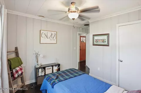 Bedroom - 4429 Forest Park Dr, Jackson, MS 39211 photo 7 of 8