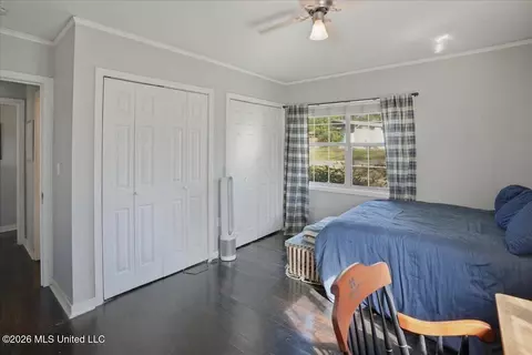 Bedroom - 4429 Forest Park Dr, Jackson, MS 39211 photo 5 of 8