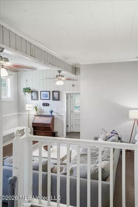 Entry Way - 4429 Forest Park Dr, Jackson, MS 39211 photo 3 of 3