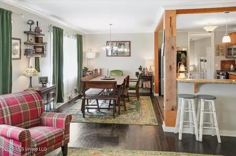 Dining - 4429 Forest Park Dr, Jackson, MS 39211 photo 1 of 3