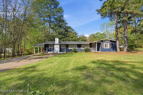 Exterior - 4429 Forest Park Dr, Jackson, MS 39211 photo 2 of 10