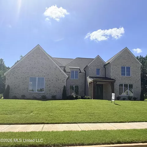 1795 Single Tree Dr, Hernando, MS 38632